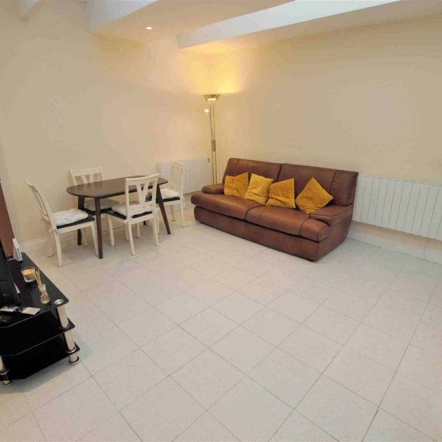 Albert College Park, Glasnevin, Dublin 11 - Photo 1