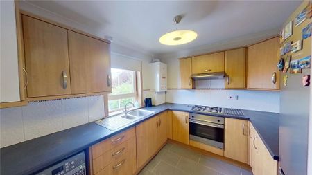 2 bedroom flat to rent - Photo 5