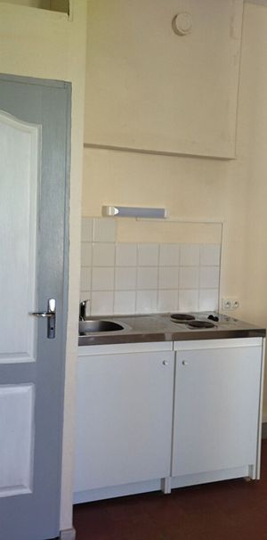 Location Appartement 2 pièces 26m² - Photo 1