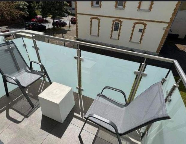 Coole Wohnung möbliert - Photo 1