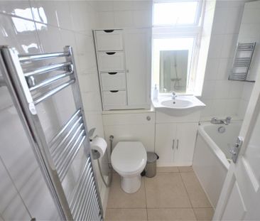 2 bedroom terraced house to rent - Photo 6