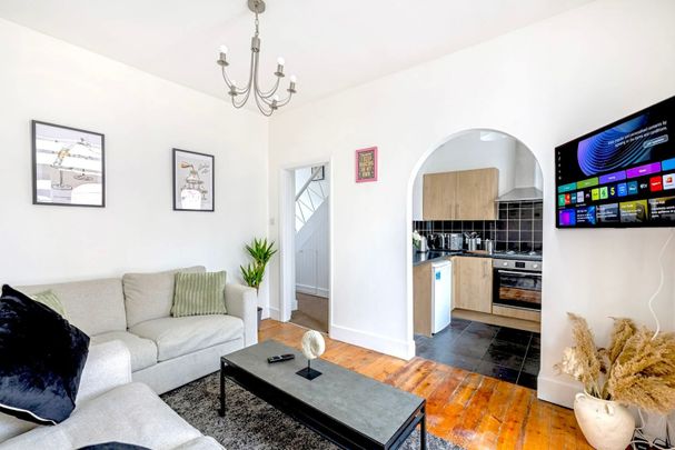 3 Bed End Terrace, Eldon Road, N22 - Photo 1