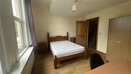 4 bedroom house to rent - Photo 2