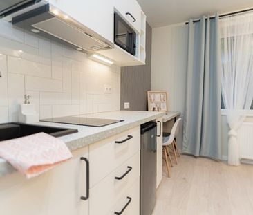 Warszawa, Rembertów, Płatnerska - Photo 2