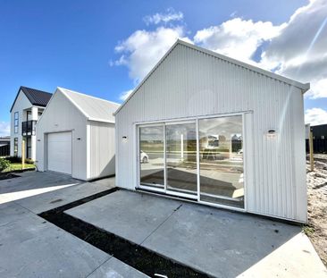 Stunning Home - Photo 1