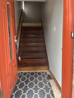 For Lease - 194 Westmount Avenue Unit# 2nd floor, Toronto, Ontario - Photo 1