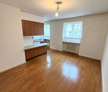 Gemütliche 2-Zimmer-Wohnung im Erdgeschoss in Basel - Photo 2