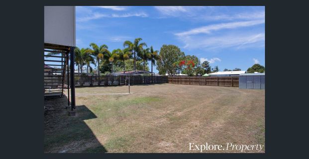 Furnished 1 bedroom unit - Photo 1