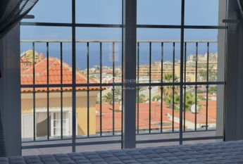 Chalet pareado · Alquiler a largo plazo ·