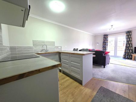 1 bedroom semi-detached house to rent - Photo 3