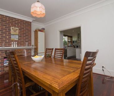 Incredible family home, close to the beach - Photo 3