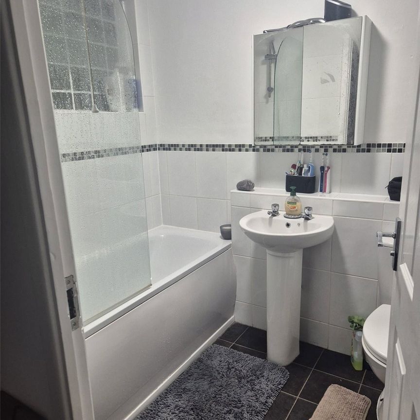 Abbey Court, Whitley, Coventry, CV3 - Photo 1