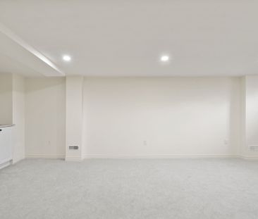 For Lease - 10 Mcalister Avenue, Richmond Hill, Ontario - Photo 4