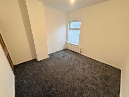 2 bedroom house to rent - Photo 2