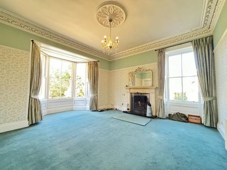 4 bedroom detached house to rent - Photo 2