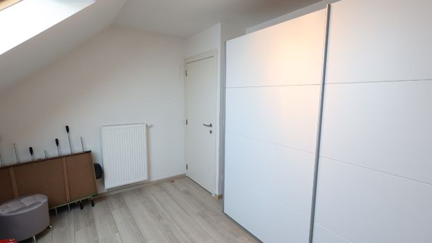 Leuke halfopen woning in rustige omgeving - Photo 1