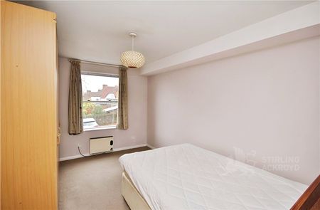 Chevremont, Jenner Road, Guildford, Surrey, GU1 3QL - Photo 3