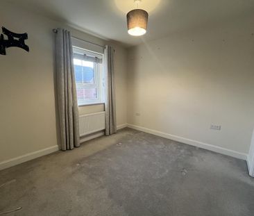 4 bedroom property to rent - Photo 1