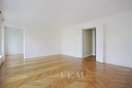 Location appartement, Paris 7ème (75007), 4 pièces, 111.42 m², ref 85628971 - Photo 4