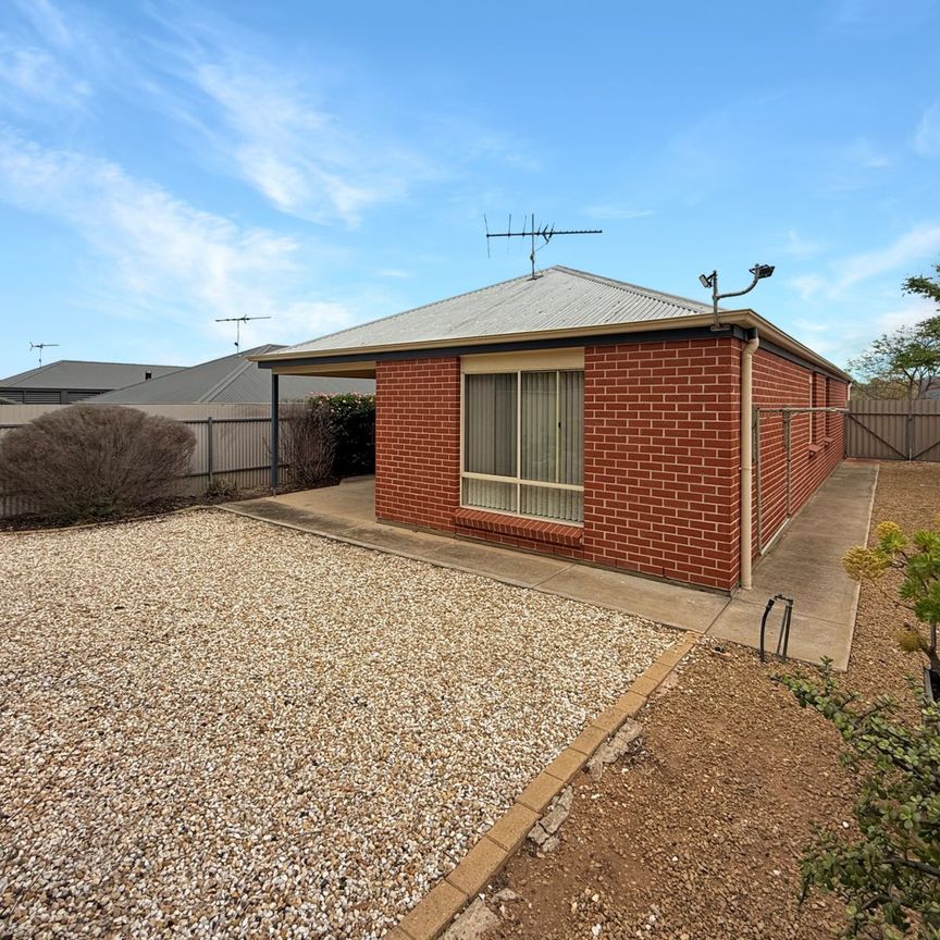 Lovely Three Bedroom Villa - Pathways Estate - Photo 1