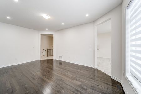 For Lease - 2185 Lozenby Street, Innisfil, Ontario - Photo 5