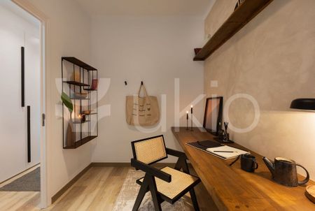 Barcelona Capital, Catalonia 08021 - Photo 4