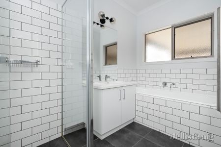 1104 Armstrong Street North, Ballarat North - Photo 5