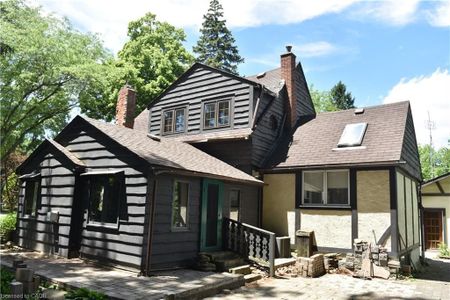 For Lease - 623 KING Road, Burlington, Ontario - Photo 2