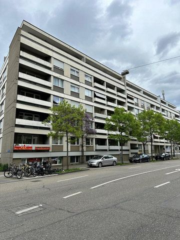 Grosse 4.5 Zimmer-Attikawohnung am Musical Theater - Foto 2