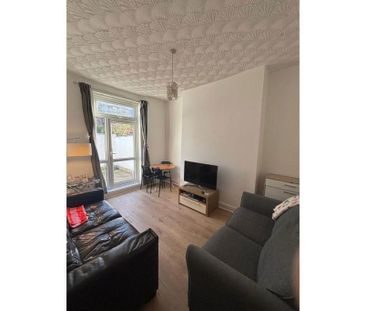 4 bedroom house to rent - Photo 1