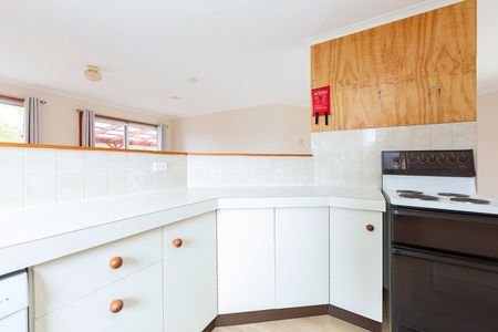 1/1 Goodchild Street, Lyneham ACT 2602 - Townhouse For Rent | Domain - Photo 3