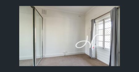 Inner-City Living with Character & Convenience in Hamilton - Photo 2