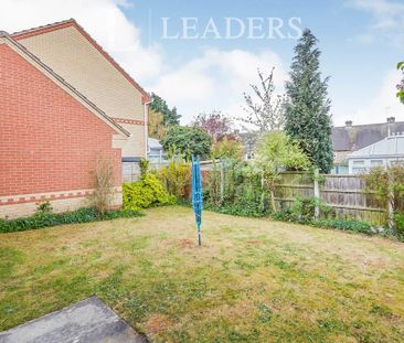 3 bedroom detached house to rent - Photo 5