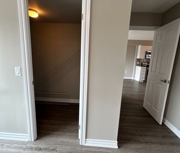 For Lease - 716 Main Street Unit# 611, Milton, Ontario - Photo 6