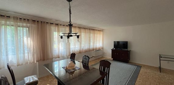 Condo 3 ½ à louer, 826p.ca – Saint-Lambert | Hydro inclus | Stationnement intérieur | 1 699 $/m - Photo 2