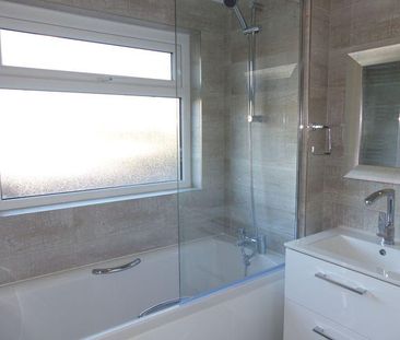 3 bedroom semi-detached house to rent - Photo 3