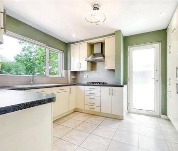 3 bedroom detached house to rent - Photo 1