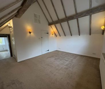 3 bedroom semi-detached house to rent - Photo 6