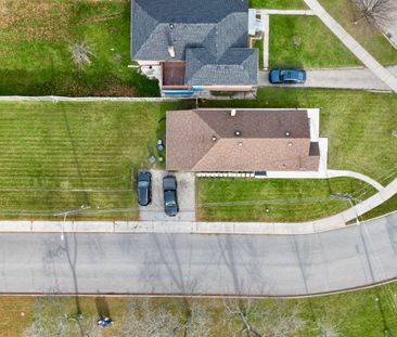 For Lease - 2 Harris Park Drive Unit# Main, Toronto, Ontario - Photo 2