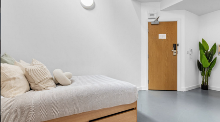 1 bedroom in a flat share to rent - Photo 4