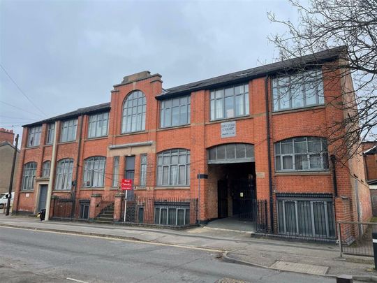 2 bedroom flat to rent - Photo 1