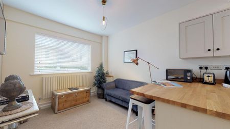 1 bedroom flat to rent - Photo 3
