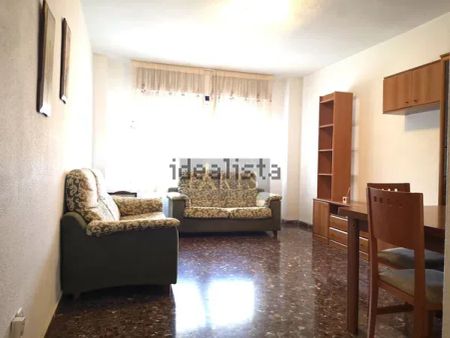 Alquiler de piso en Calle Ingeniero de la Cierva - Photo 5