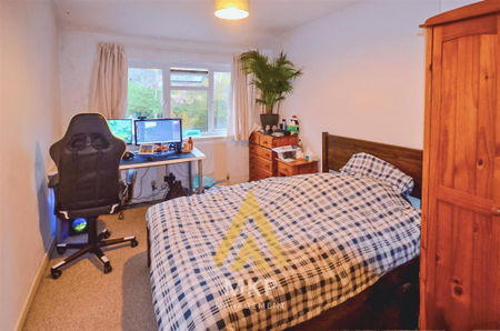 3 bedroom terraced house to rent - Photo 4