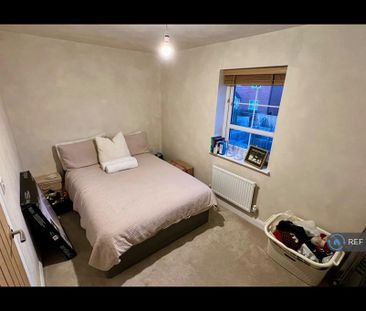 2 bedroom end of terrace house to rent - Photo 5