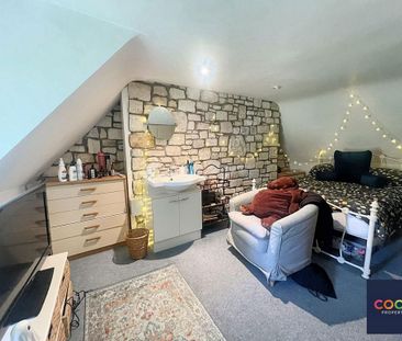 4 bedroom cottage to rent - Photo 1