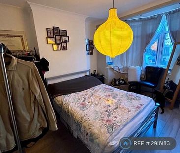 2 bedroom maisonette to rent - Photo 5