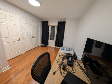 For Lease - 816 Walsh Court, Newmarket, Ontario - Photo 4