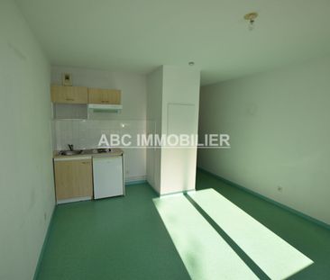 Location Appartement 1 pièce 23m² - Photo 2