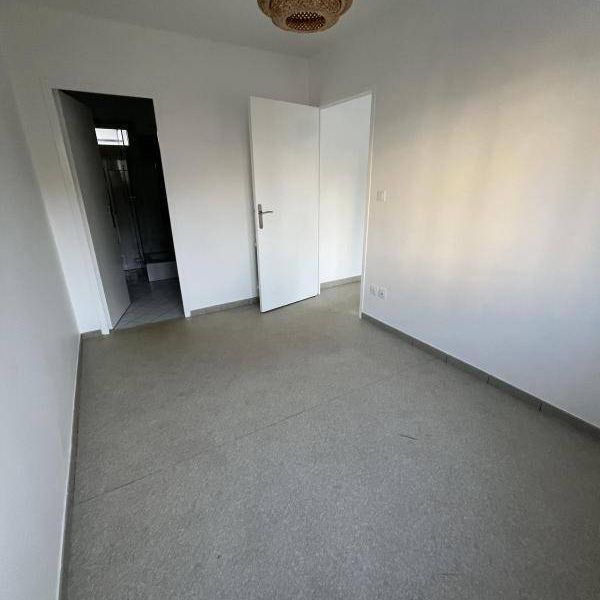 Location appartement t1 bis 2 pièces 32 m² à Rodez (12000) - Photo 1